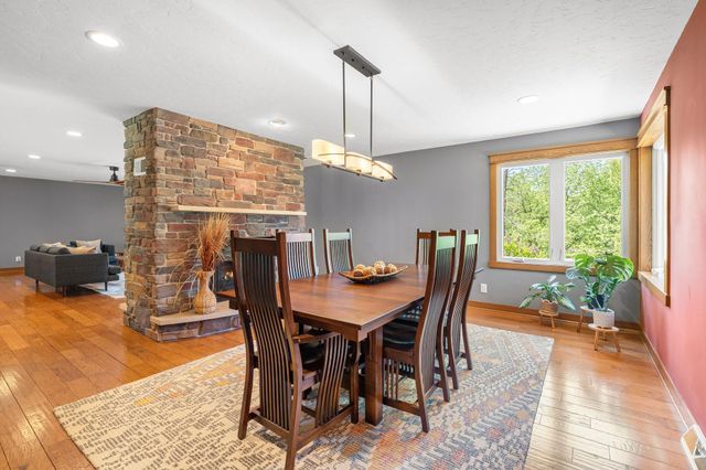 706 23rd Street SW, Austin, MN 55912