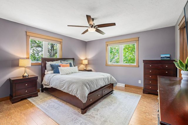 706 23rd Street SW, Austin, MN 55912