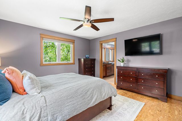 706 23rd Street SW, Austin, MN 55912