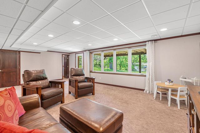 706 23rd Street SW, Austin, MN 55912