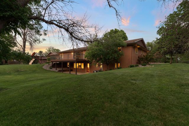 706 23rd Street SW, Austin, MN 55912