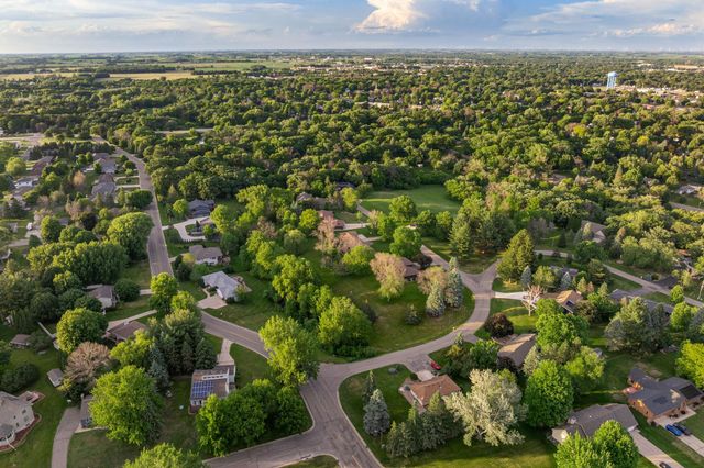 706 23rd Street SW, Austin, MN 55912
