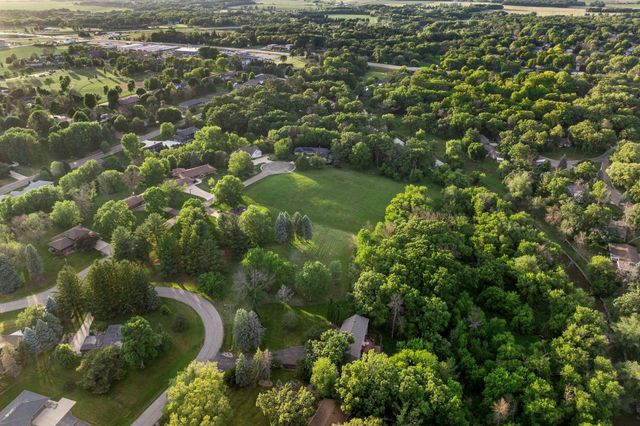 706 23rd Street SW, Austin, MN 55912