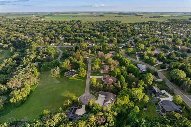 706 23rd Street SW, Austin, MN 55912