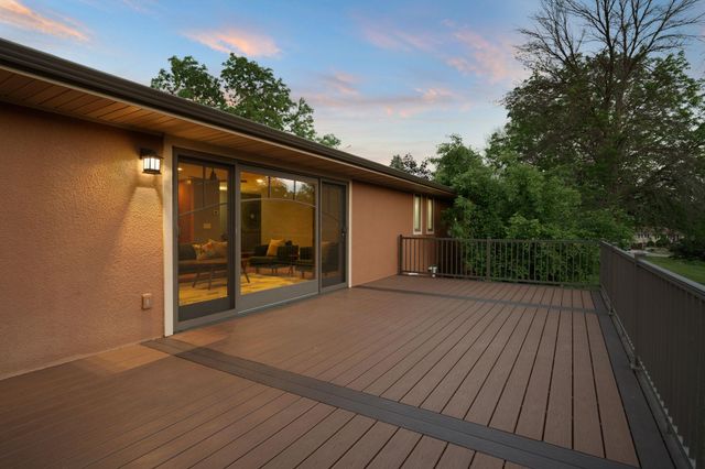 706 23rd Street SW, Austin, MN 55912