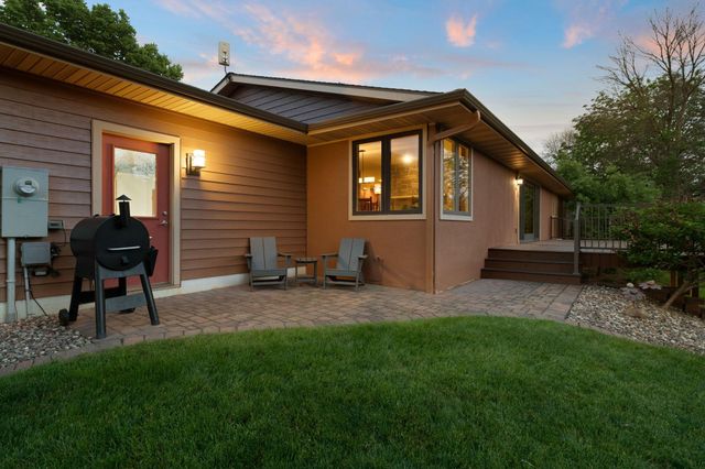 706 23rd Street SW, Austin, MN 55912