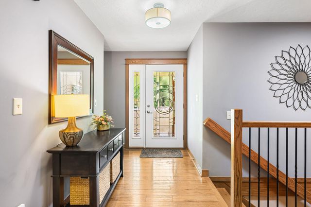 706 23rd Street SW, Austin, MN 55912