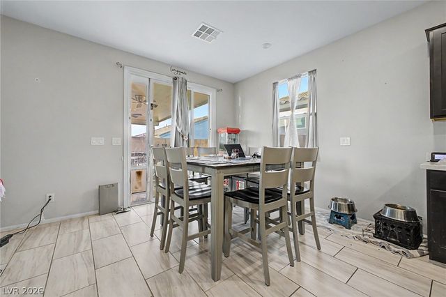 512 Shimmering Sands Avenue, North Las Vegas, NV 89031