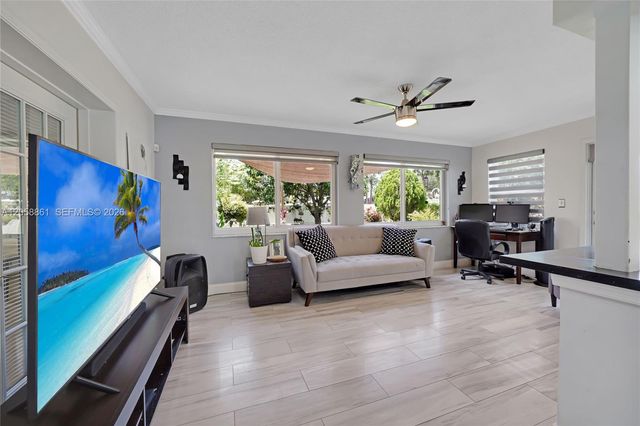 6708 NW 57th Ct, Tamarac, FL 33321