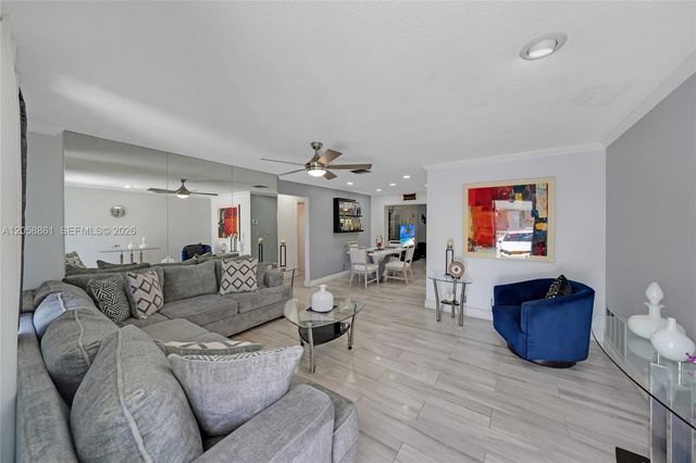 6708 NW 57th Ct, Tamarac, FL 33321