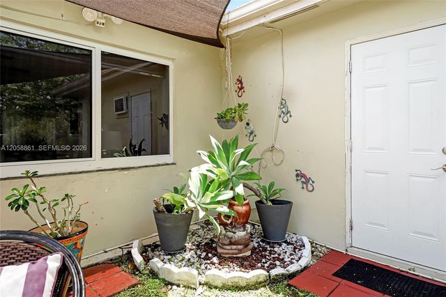 6708 NW 57th Ct, Tamarac, FL 33321