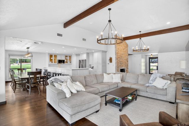 214 Lazy Lane Circle, Grapeland, TX 75844