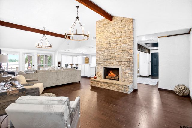 214 Lazy Lane Circle, Grapeland, TX 75844
