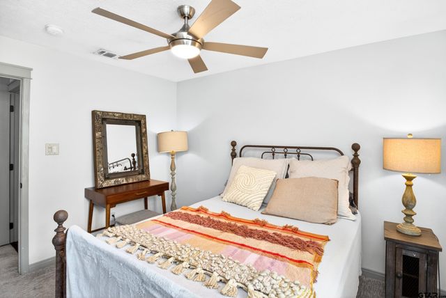 214 Lazy Lane Circle, Grapeland, TX 75844