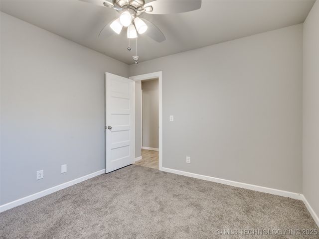 401 W Harrison Street, Chouteau, OK 74337