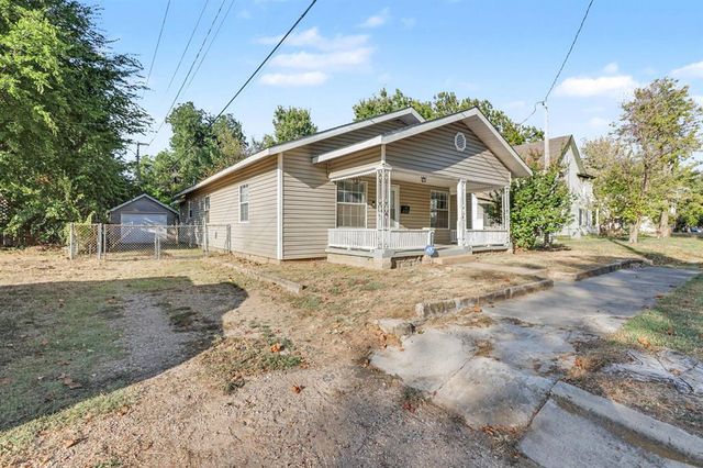 318 W Ridgewood Street, Shawnee, OK 74801