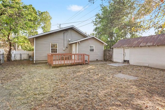318 W Ridgewood Street, Shawnee, OK 74801