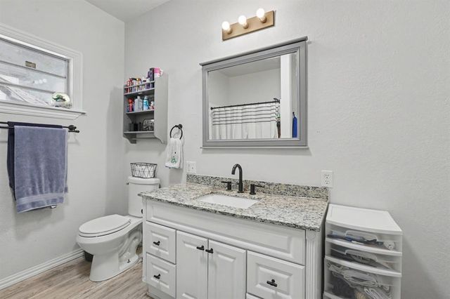 318 W Ridgewood Street, Shawnee, OK 74801