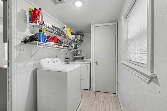 318 W Ridgewood Street, Shawnee, OK 74801