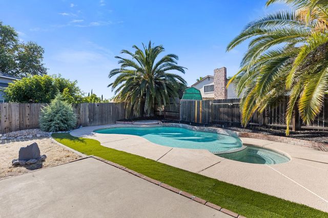 3410 Jutewood Ct, Sacramento, CA 95827