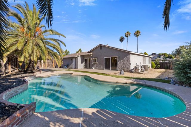 3410 Jutewood Ct, Sacramento, CA 95827