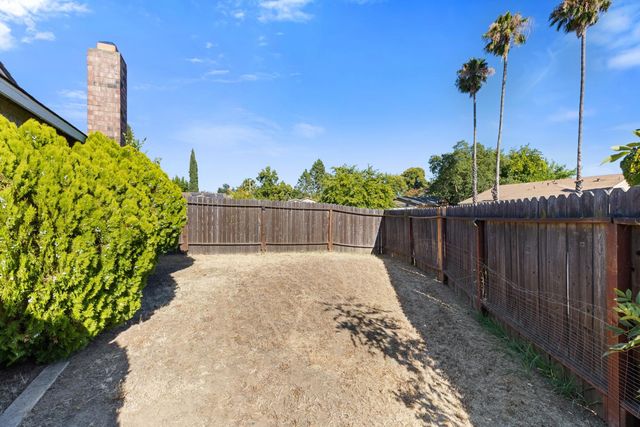 3410 Jutewood Ct, Sacramento, CA 95827