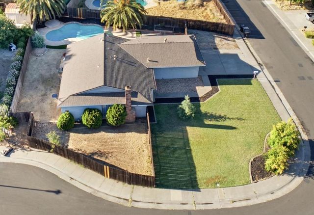 3410 Jutewood Ct, Sacramento, CA 95827