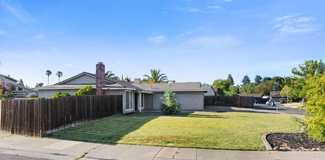 3410 Jutewood Ct, Sacramento, CA 95827