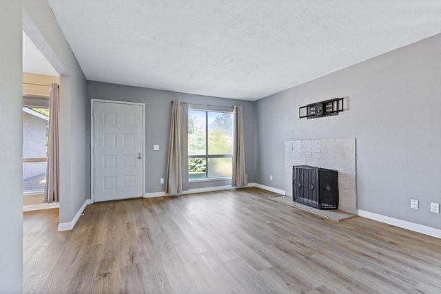 3410 Jutewood Ct, Sacramento, CA 95827