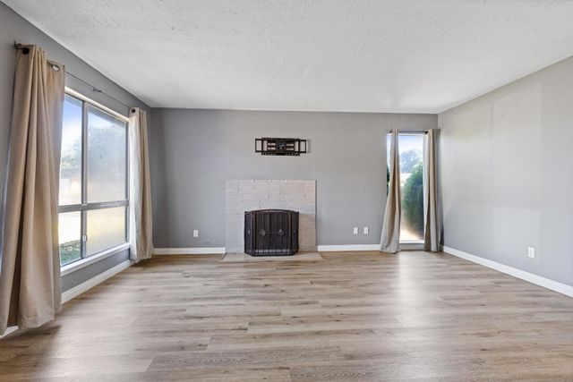 3410 Jutewood Ct, Sacramento, CA 95827