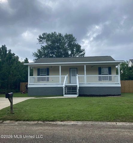 112 Spruce Street, Pass Christian, MS 39571