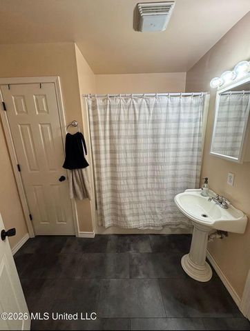 112 Spruce Street, Pass Christian, MS 39571