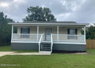 112 Spruce Street, Pass Christian, MS 39571