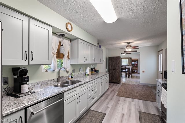 4164 Berkeley Drive, Sheffield Village, OH 44054