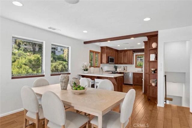 991 Meadowlark Drive, Laguna Beach, CA 92651