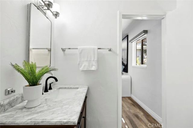 991 Meadowlark Drive, Laguna Beach, CA 92651