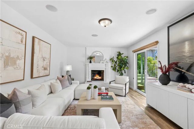 991 Meadowlark Drive, Laguna Beach, CA 92651