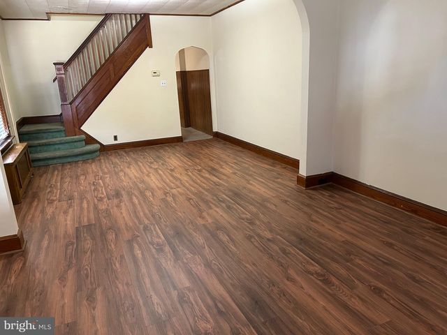 1049 GENESEE ST, Trenton, NJ 08610