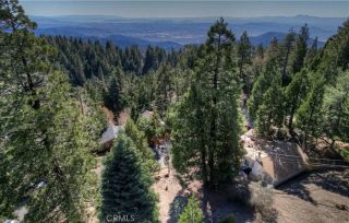 2402 Spring Oak, Running Springs, CA 92382