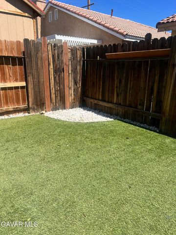 2428 Dixie Street, Rosamond, CA 93560