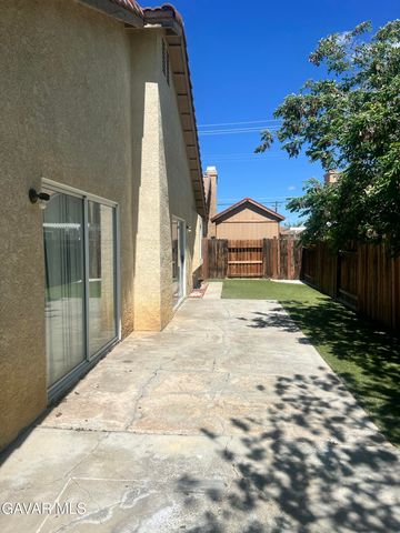 2428 Dixie Street, Rosamond, CA 93560
