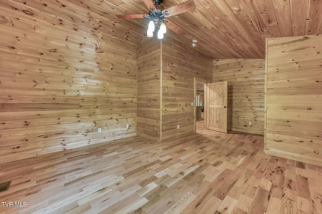 265 Minton Hollow Road, Elizabethton, TN 37643