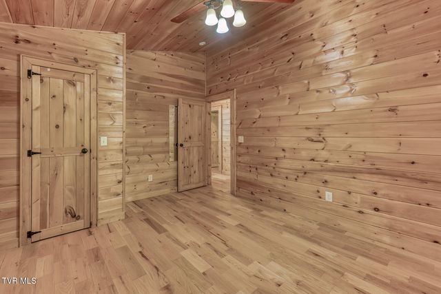 265 Minton Hollow Road, Elizabethton, TN 37643