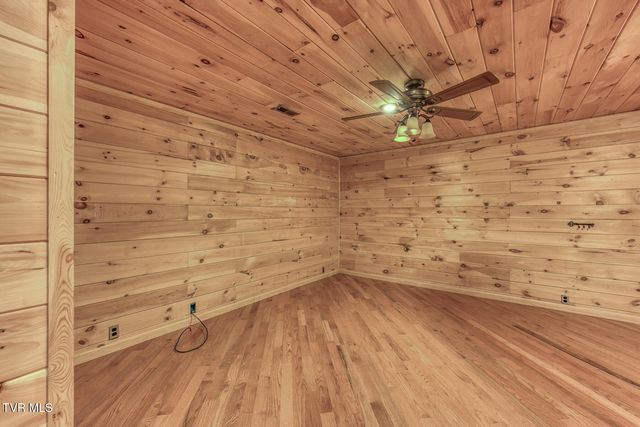 265 Minton Hollow Road, Elizabethton, TN 37643