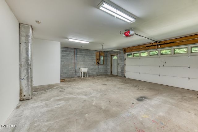 265 Minton Hollow Road, Elizabethton, TN 37643