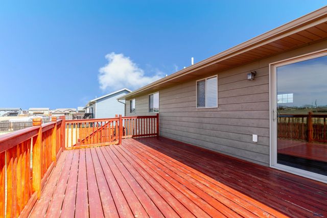 761 RADIAL LN, Box Elder, SD 57719