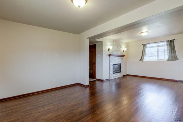761 RADIAL LN, Box Elder, SD 57719