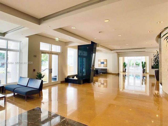 801 Brickell Key Boulevard 2204, Miami, FL 33131