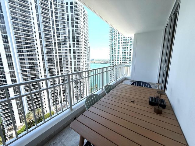 801 Brickell Key Boulevard 2204, Miami, FL 33131