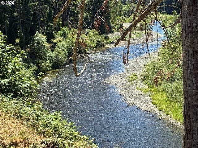 27611 S HIGHWAY 213, Mulino, OR 97042